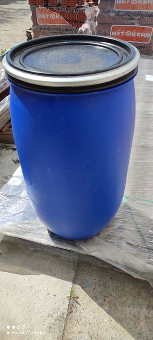 Бидони и метални качета