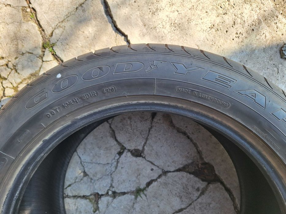 255/50/19 летни Good Year