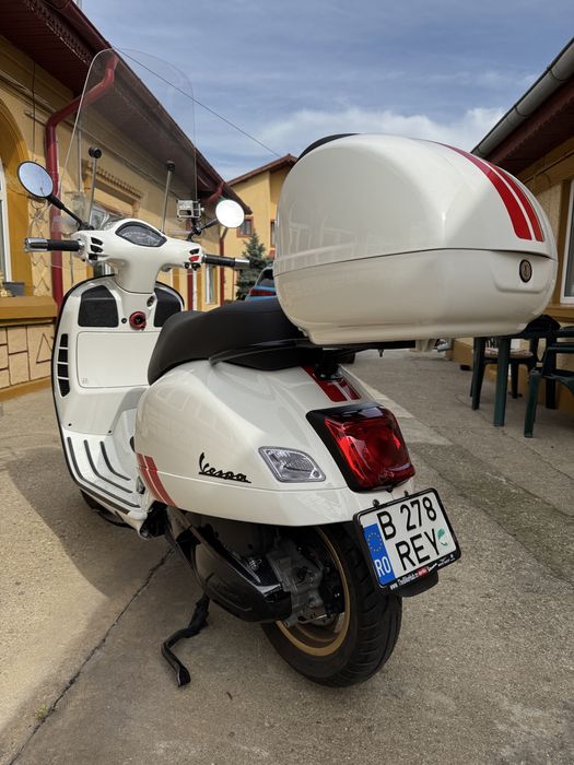 Piaggio vespa racing sixties 300cc