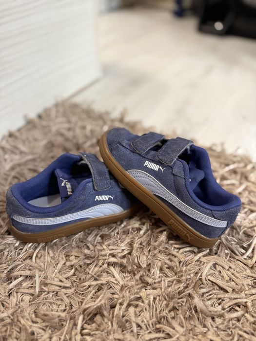 Маратонки nike и puma 26 номер