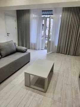 Сдаётся квартира на Цуме. Центр