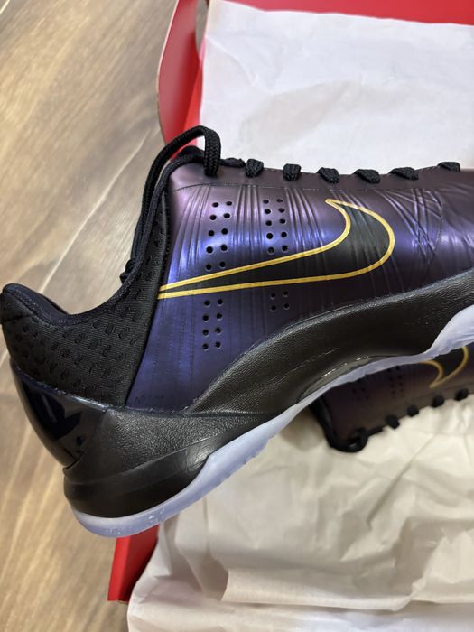 Баскетболни обувки Nike Kobe V