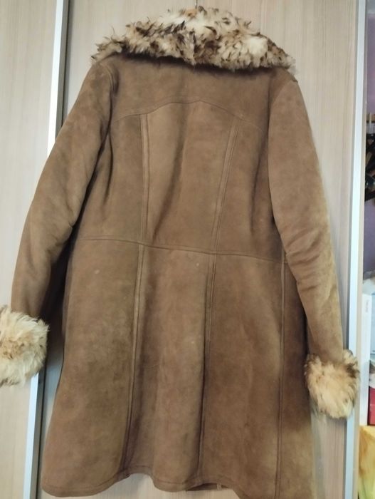 Кожух от естествена кожа , много малко  използван