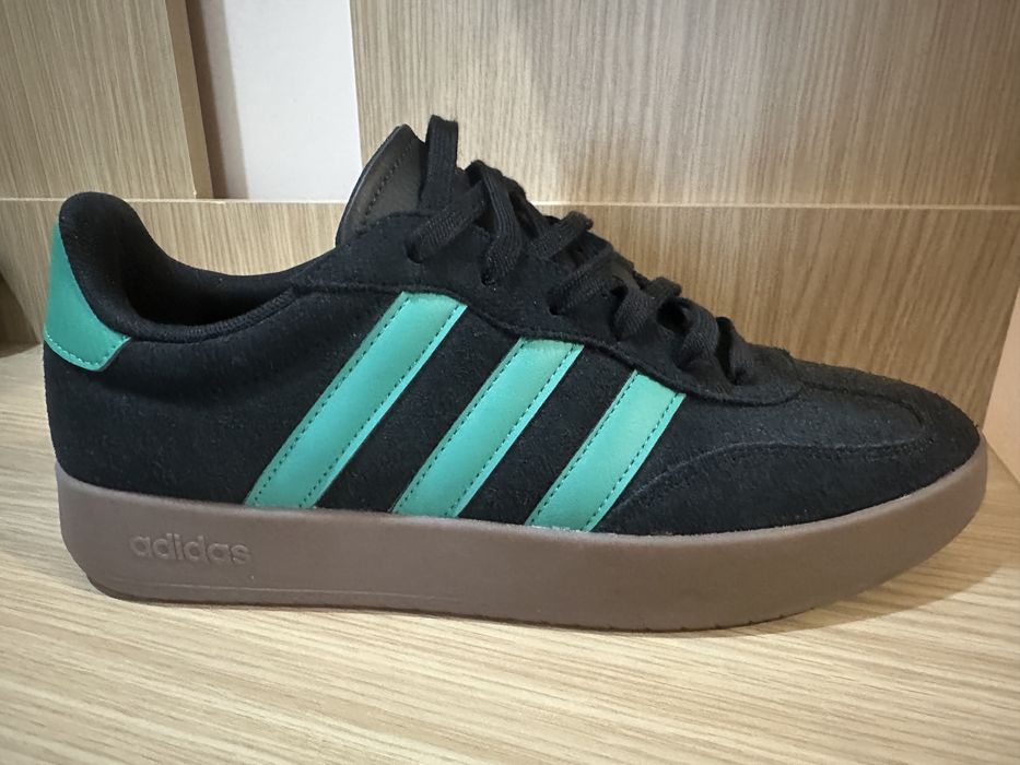 Обувки Adidas 46 номер - отговаря на 45