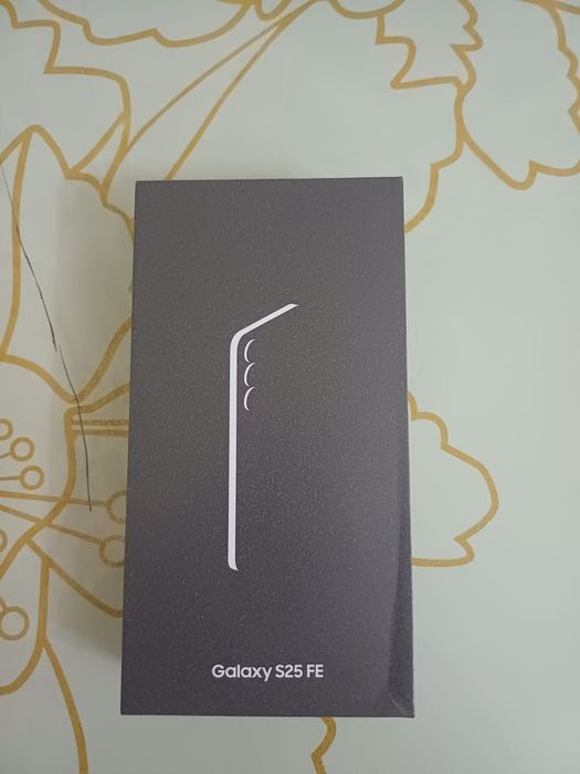 Самсунг s25 fe    .