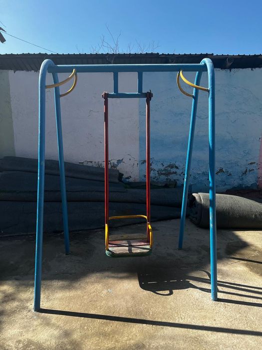 Качели для садика, возле дома