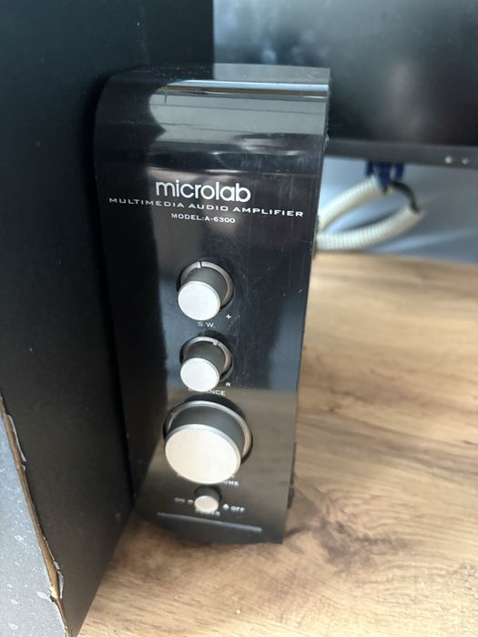 Колонки с буфером и усилителем Microlab