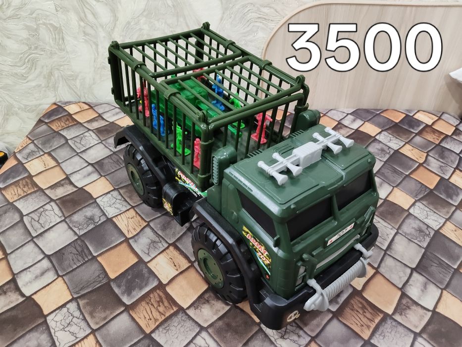 Продам детские машинки