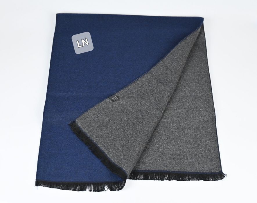 Мъжки шал - две лица, различни цветове