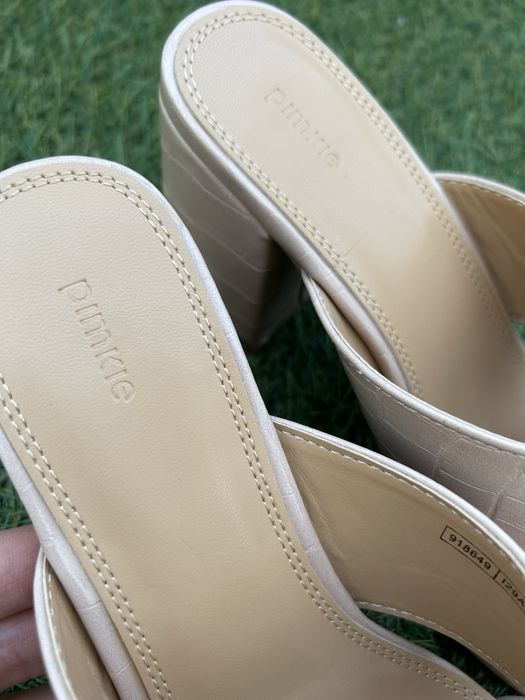 Чисто нови дамски чехли с ток