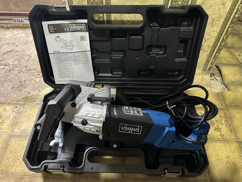 Фреза за канали,перфоратор и прахосмукачка