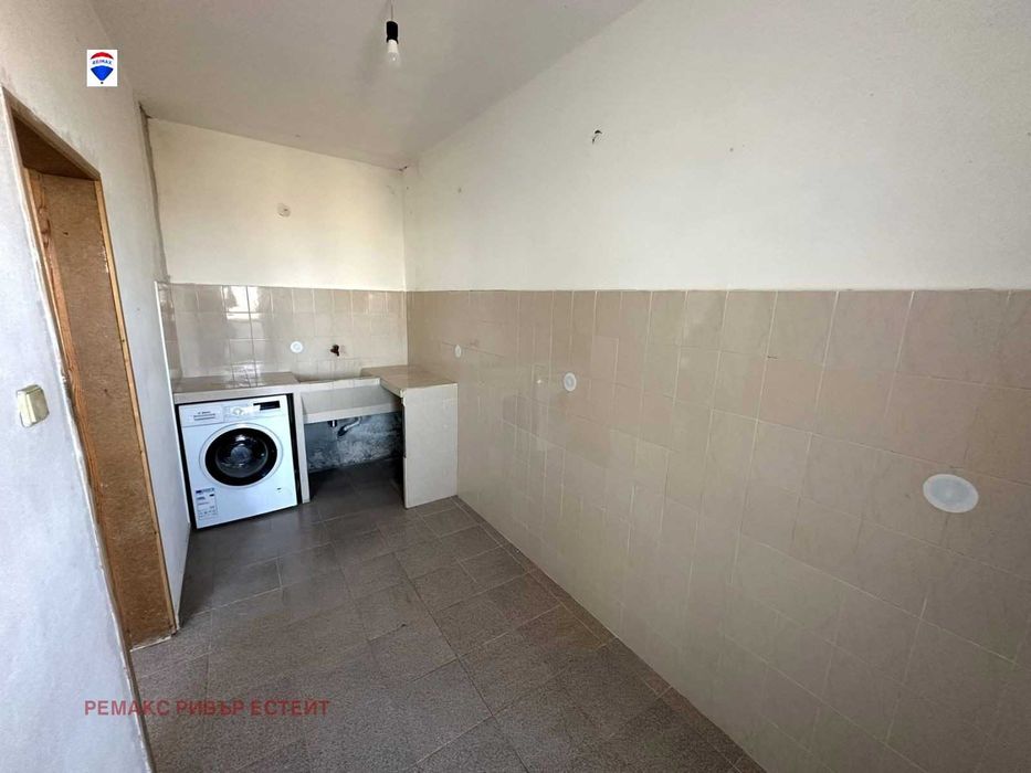 Четиристаен апартамент за продажба кв. Дружба 2