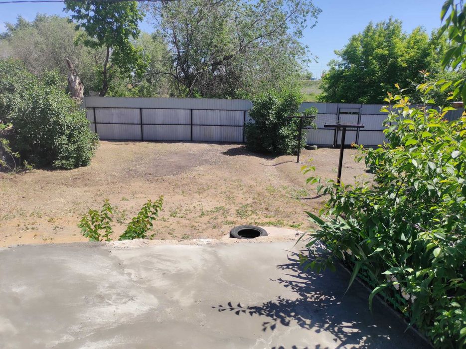 продам дом с городским участком