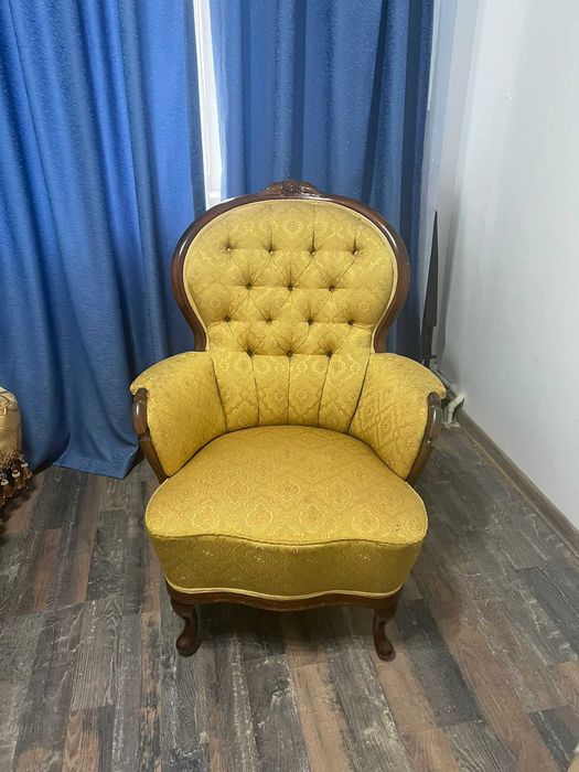 Set Vintage Deosebit: Canapea și 2 Fotolii în Stil Clasici/Baroc