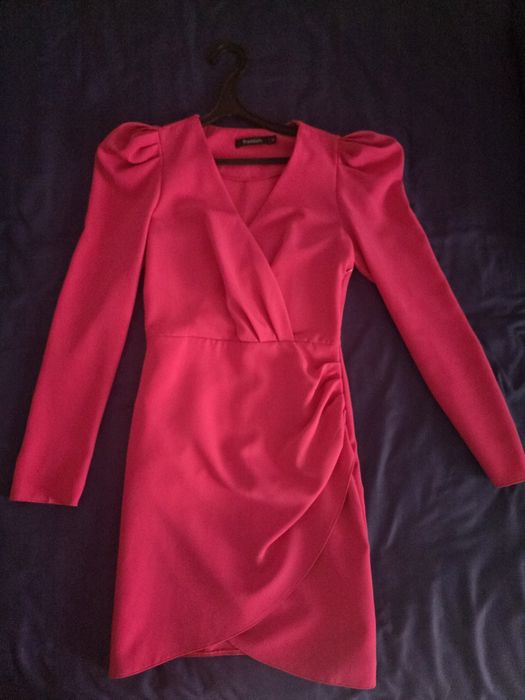 Продам платья срочно..