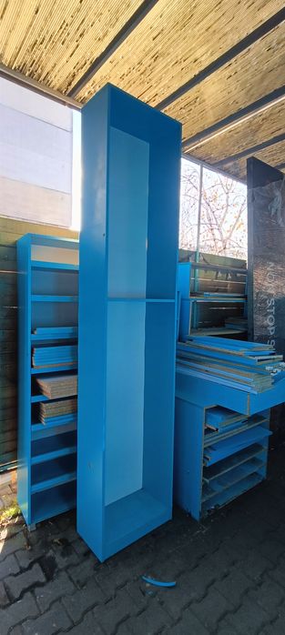 Шкафове и стила и от нон стоп