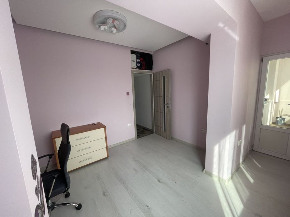 Дава се под наем Тристаен апартамент в София, Толстой - 67 кв.м за 598.23 € - Снимка #9