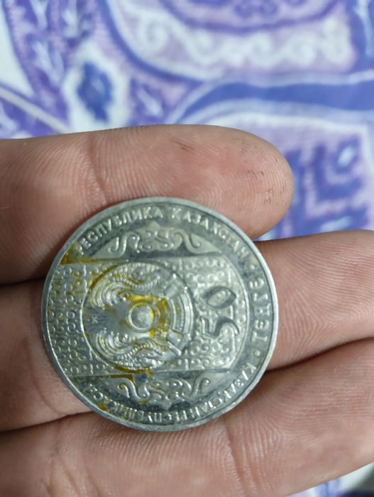 Продам монеты цена договорная
