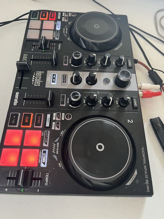 DJ PENTRU INCEPATORI hercules inpulse 200 mk2