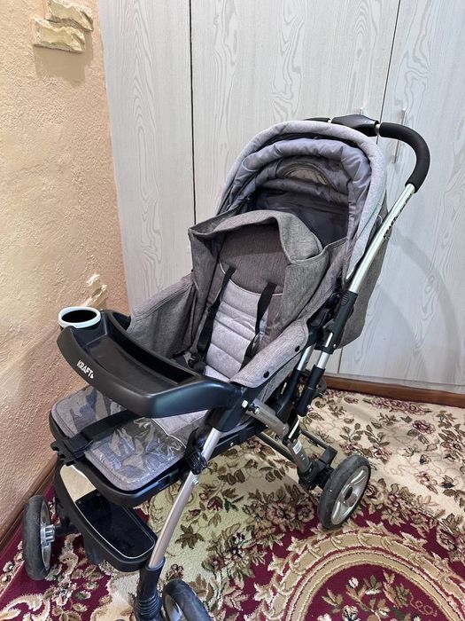 Продам детскую коляску