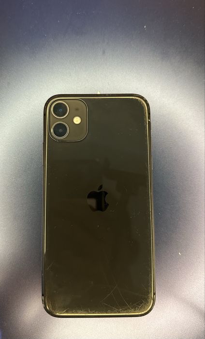 Продам iphone 11,128gb