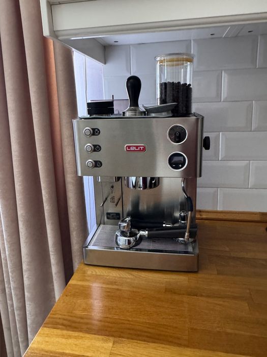 Кафемашина LELIT Kate PL 82