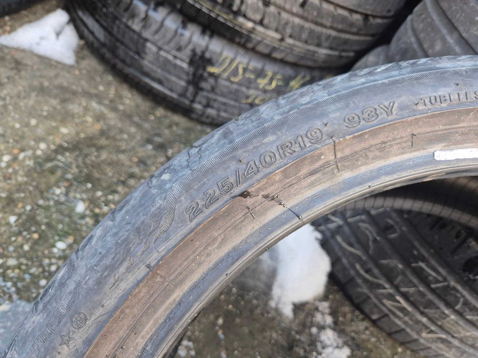 2 Anvelope de VARA - 225/40/19 - BRIDGESTONE - Stare BUNA DOT 2022
