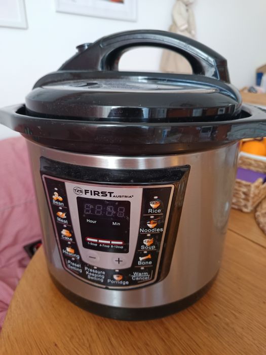 Multi cooker /тенджера под налягане