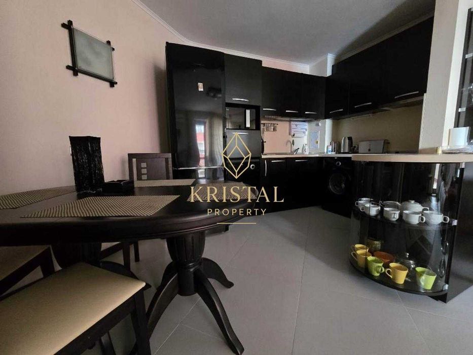 Продава се Тристаен апартамент в Несебър - 87 кв.м за 1840 €/кв.м - Снимка #2