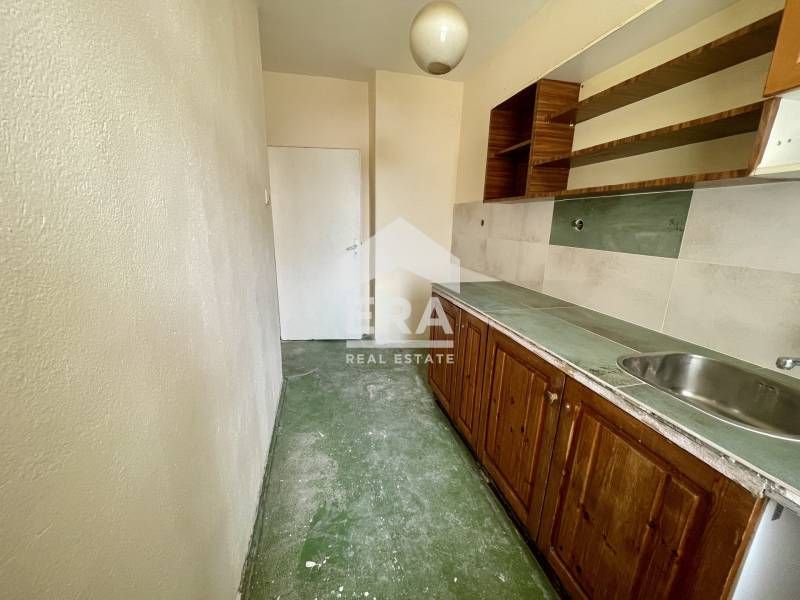 Дава се под наем Двустаен апартамент в Кърджали, Веселчане - 35 кв.м за 136 € - Снимка #2