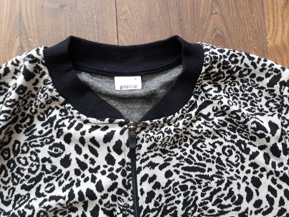 Нови дънки и горнище М размер