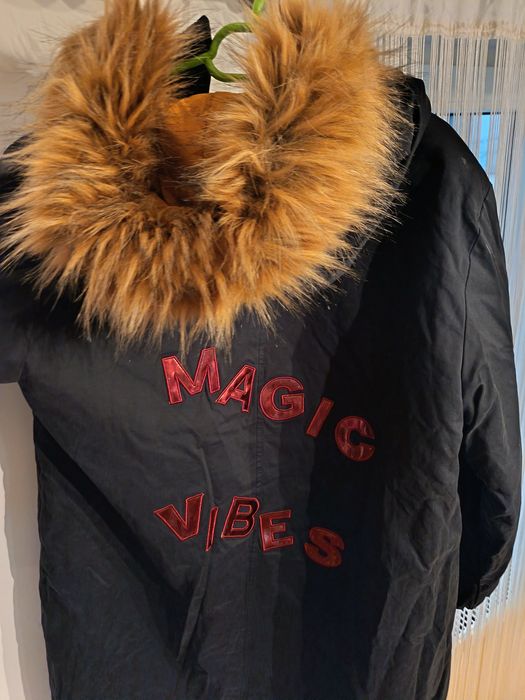 Vând geaca Zara vând