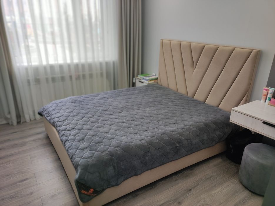 Продается новая кровать полуторка.