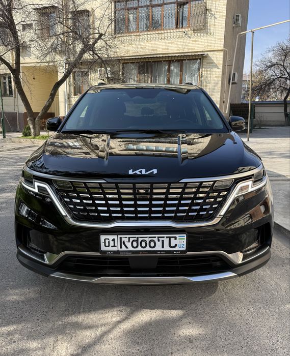 Kia Carnival Luxe 2023/25 Yengi