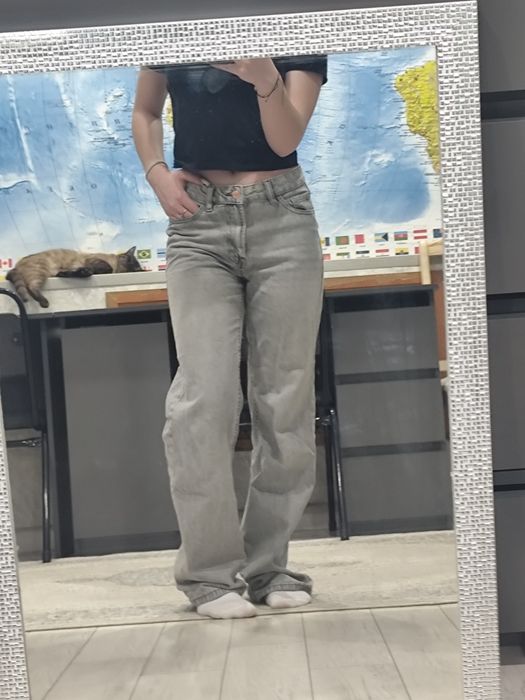 продам джинсы новые 8000 тг