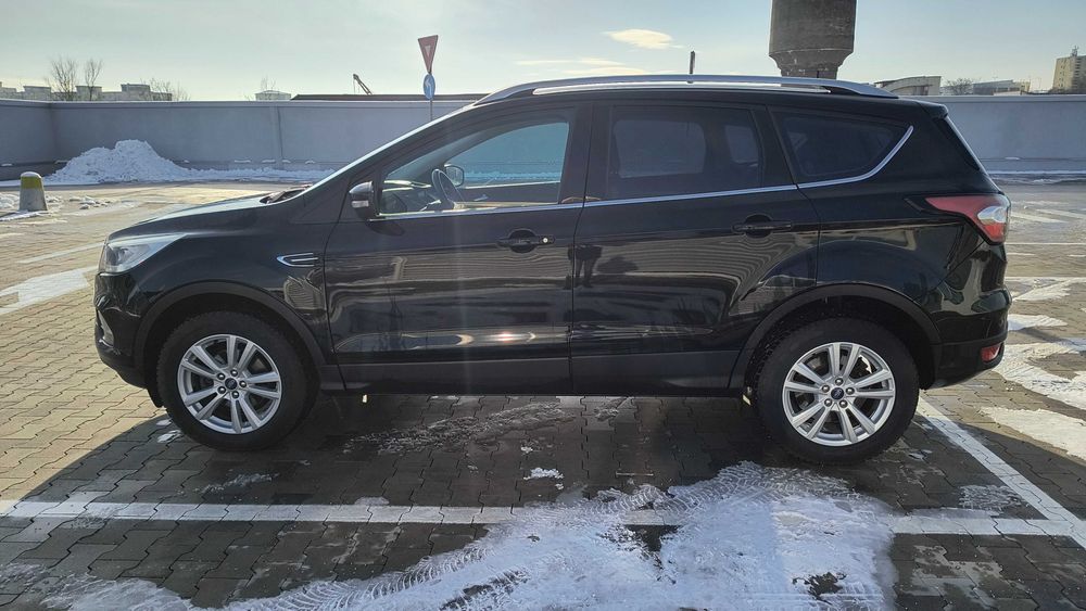 Ford Kuga 1.5 benzina si GPL