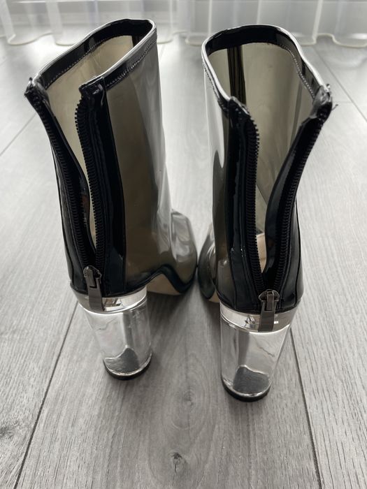 Vand botine toc inalt