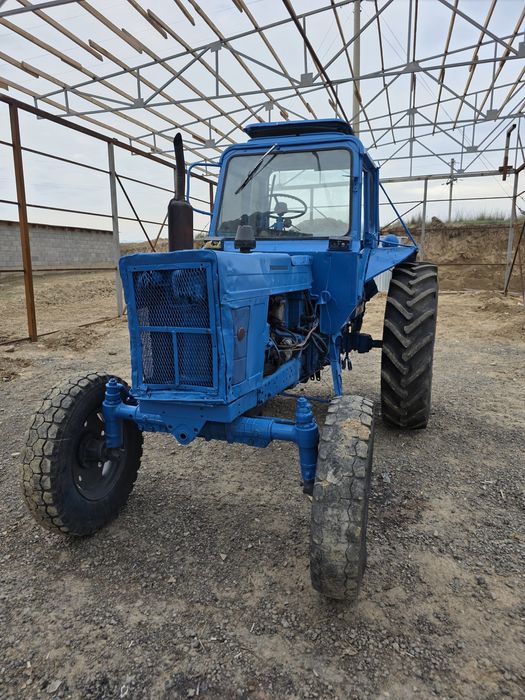 Тракторрр МТЗ 80
