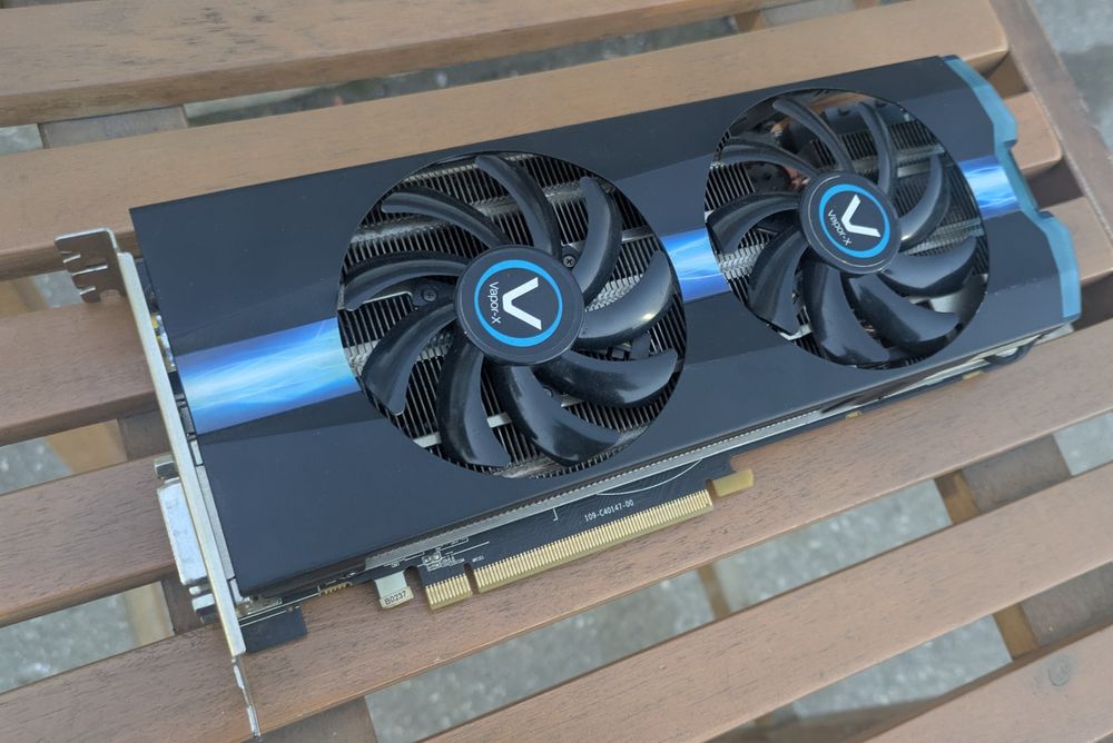 R9 270x Sapphire Vapor X R9 380 Vs R9 270 Sapphire Vapor X AMD