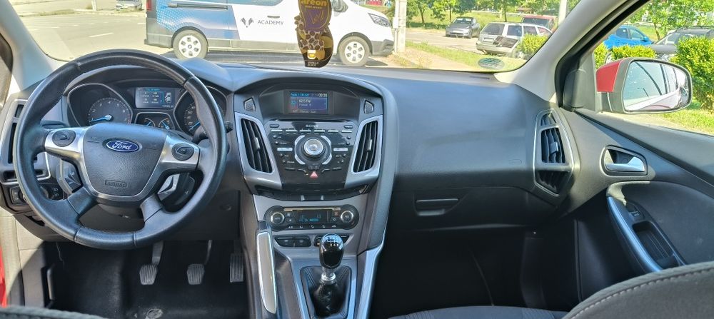 FORD Focus 2011 — imagine 2