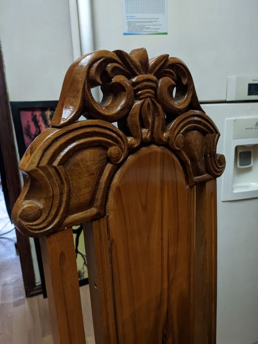 Деревянные стулья ручной работы