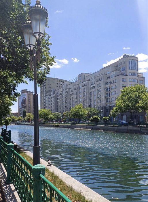 Birouri -Spatii Comerciale /Vanzare/Închiriere