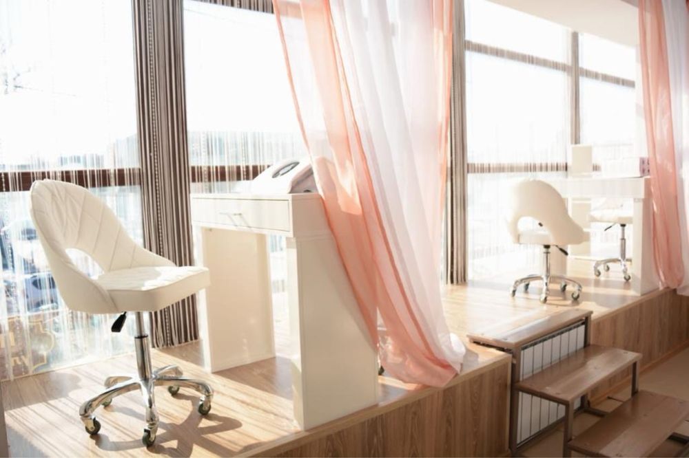 Сдам место в салоне 35000