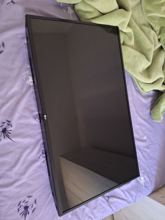 Televizor LG  SmartTv