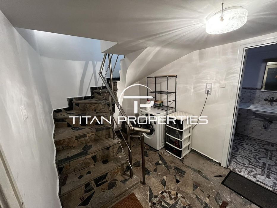 Дава се под наем Къща в Пловдив, Старият град - 159 кв.м за 1100 € - Снимка #16