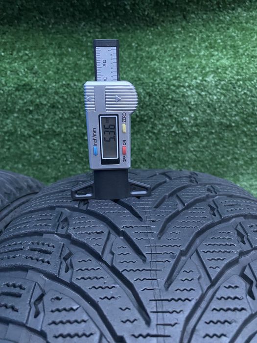 Set 2 anvelope Iarna 235 55 19 105V Nokian WR Suv 4 Dot 1821 5,3mm