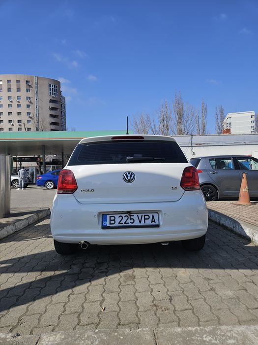 VOLKSWAGEN Polo 2011 — imagine 2