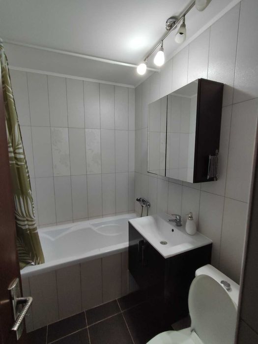 Închiriez apartament doua camere