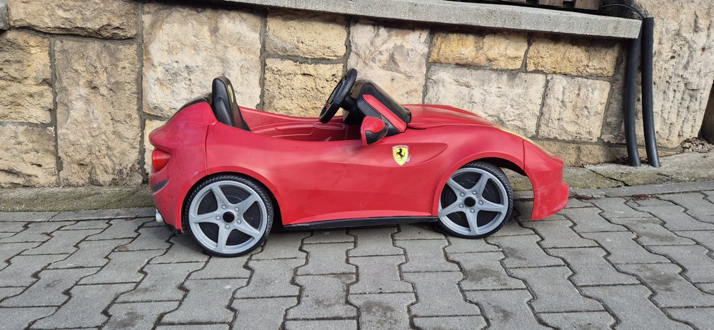 Mașinuța electrica copii Ferrari