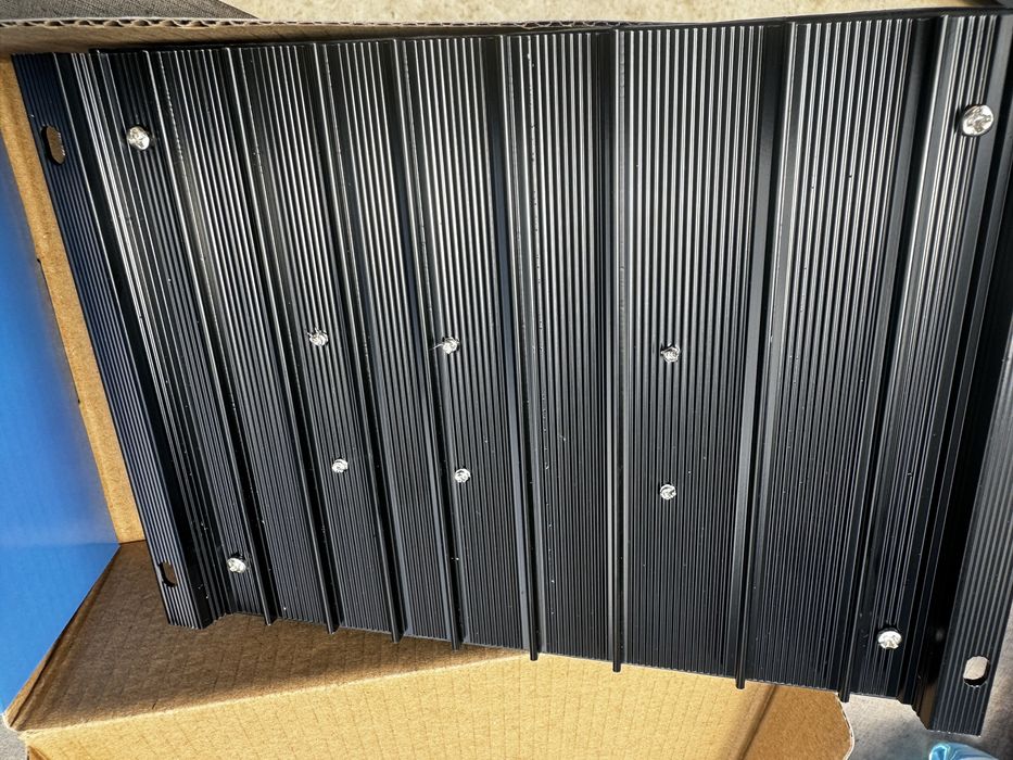 Controler de Incărcare  Solară CM6024Z 60A/12V- 24V Auto LCD Panou PV